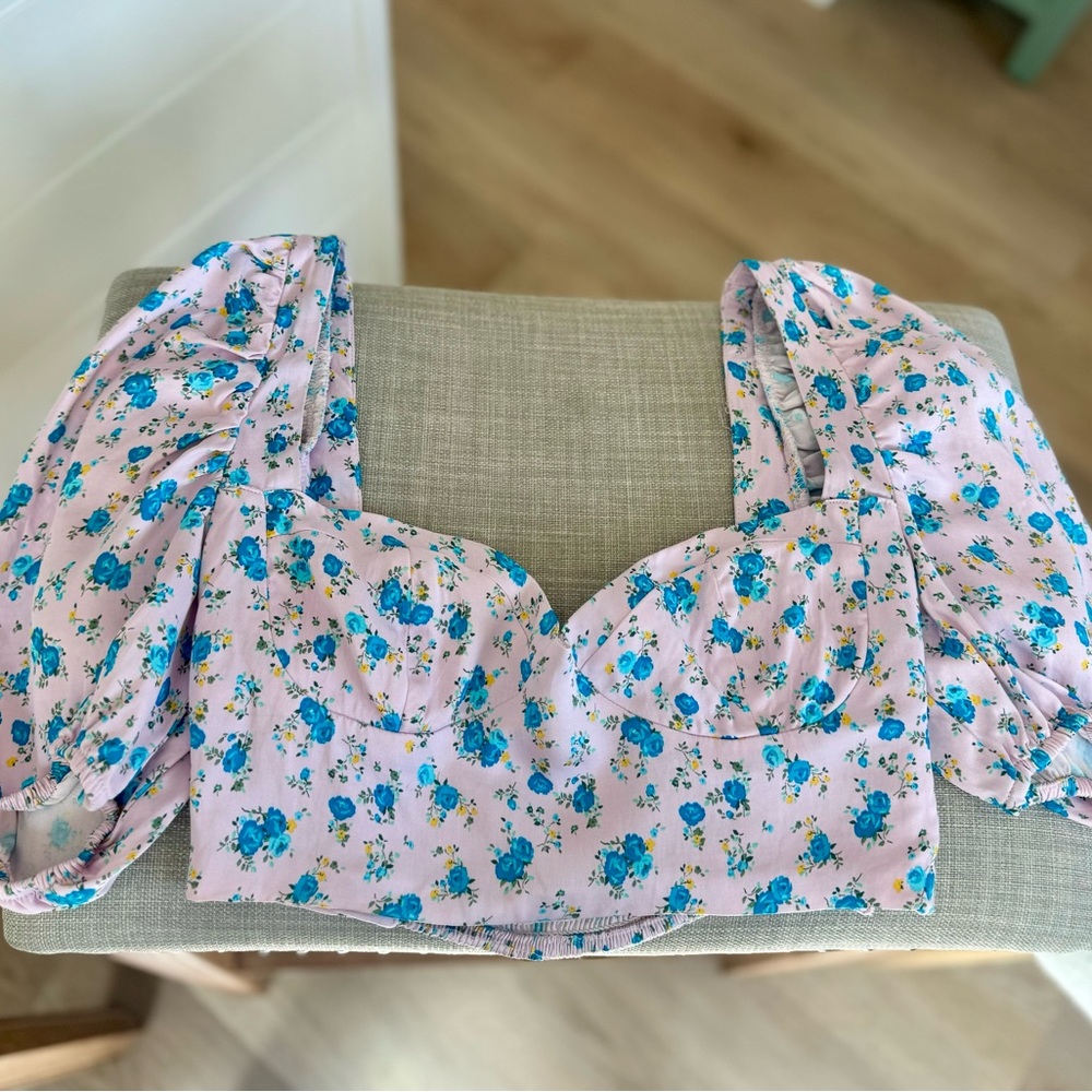 Zara- Floral Puff-Sleeve Crop Top